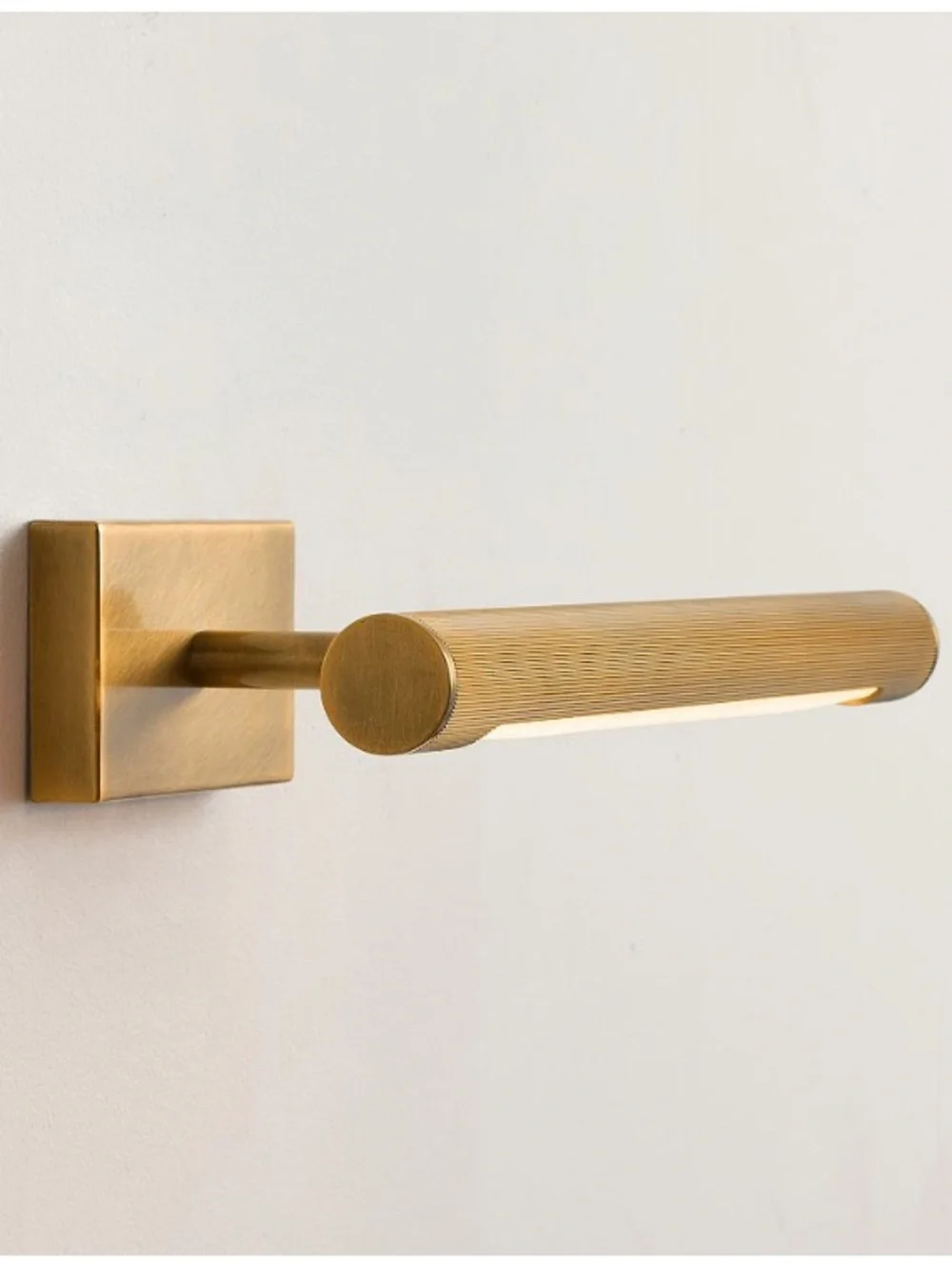 Williams Sonoma Pottery Barn Lawrence Ribbed Art Light Lamp Sconce Vintage Brass